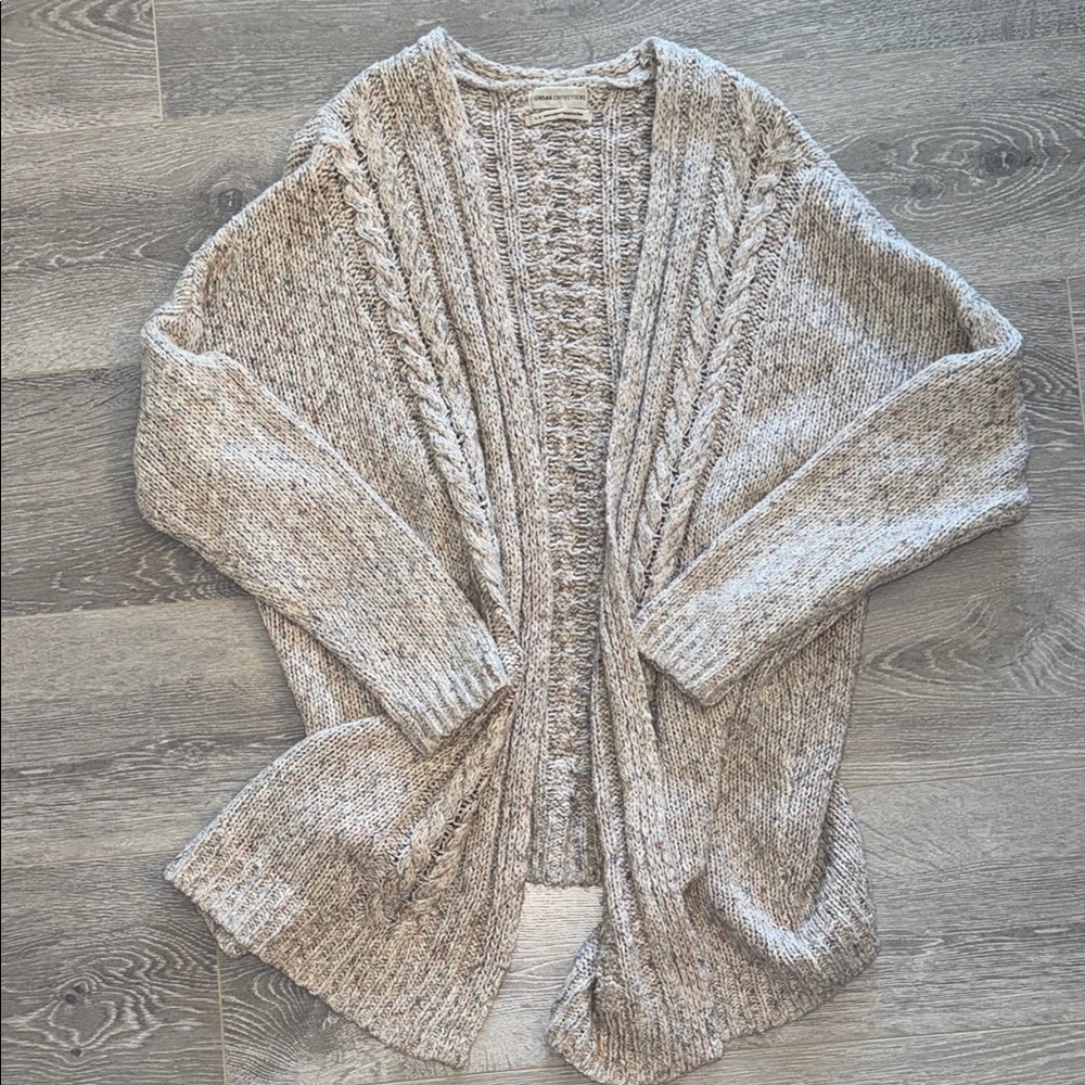 Urban Outfitters Women's Cardigan